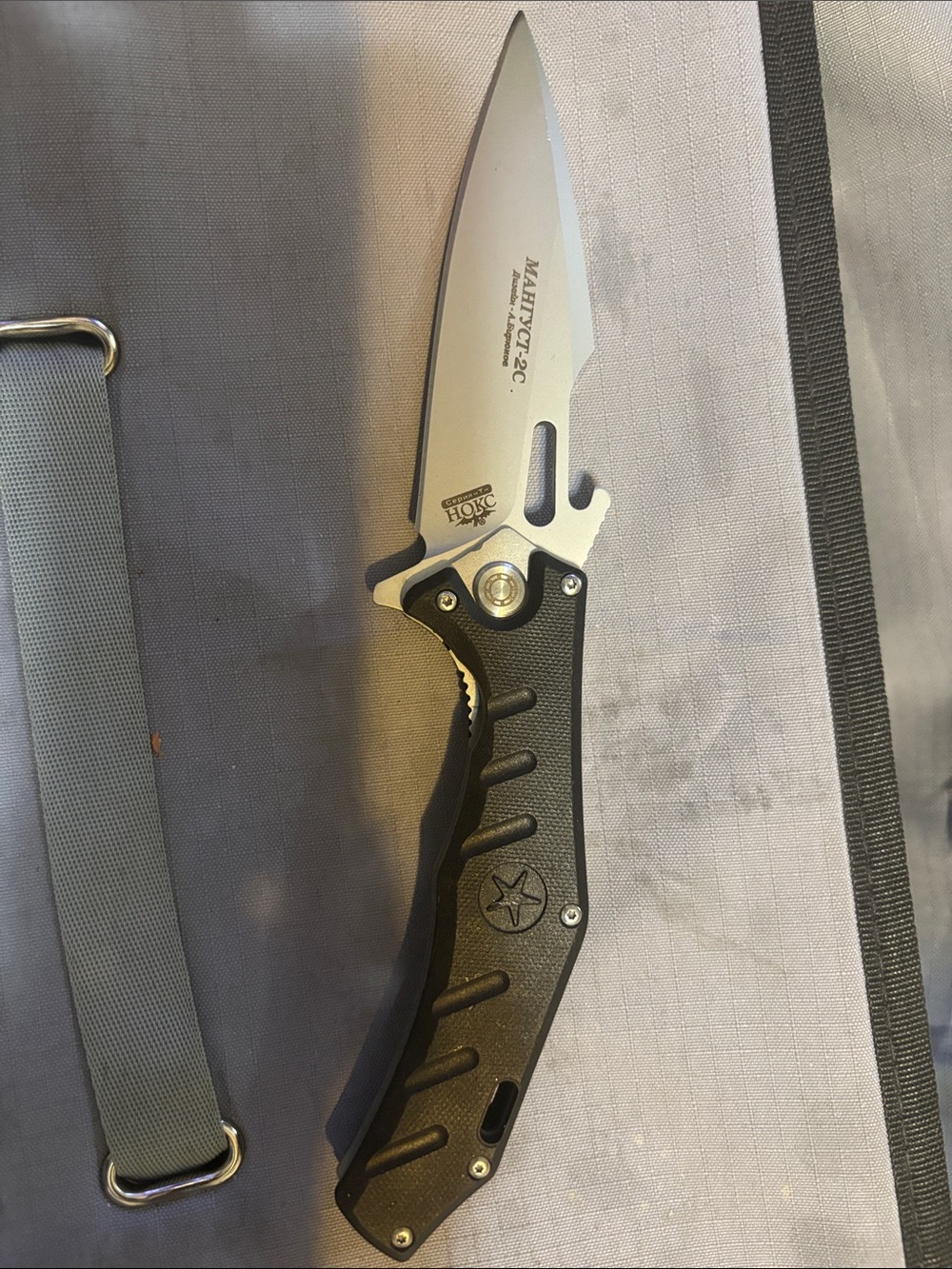 HOKC Russian D2 Steel  Men's Folding Knife — Black Handle, Silver Blade
